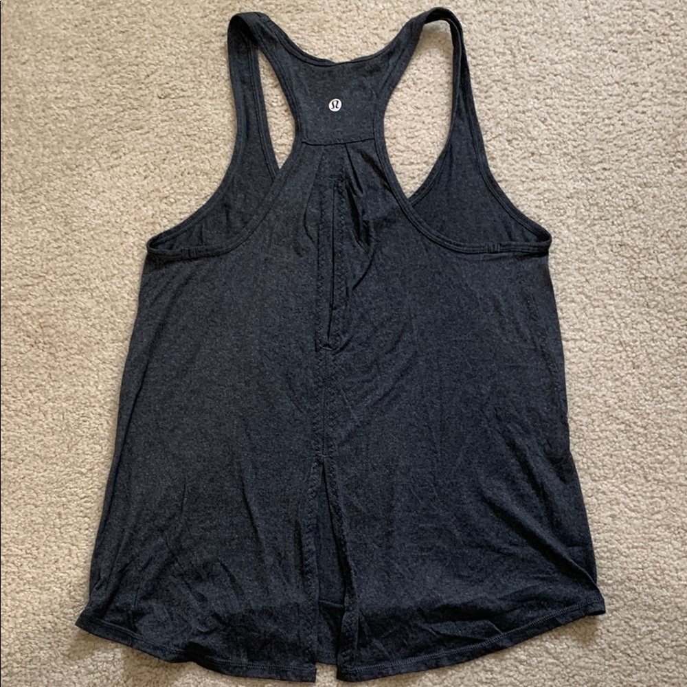Lululemon workout tank